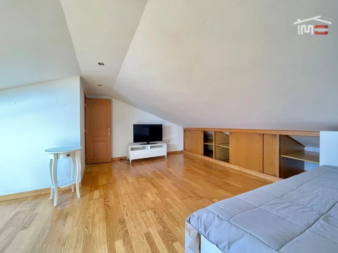 Moradia T4 para Arrendamento em Atalaia e Alto Estanqueiro-Jardia Foto 33