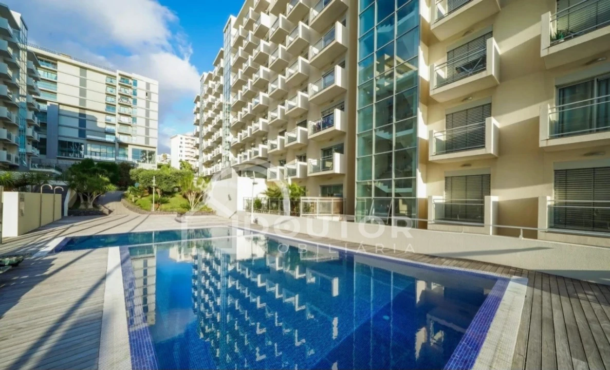 Apartamento T3 para Venda em São Martinho Foto 1