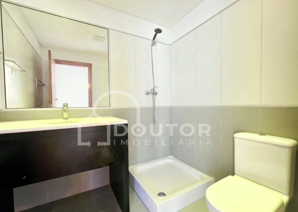 Apartamento T3 para Venda em São Martinho Foto 18