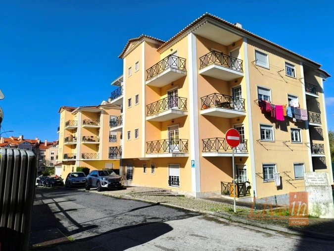 Apartamento T3 para Venda em Malveira e São Miguel de Alcainça