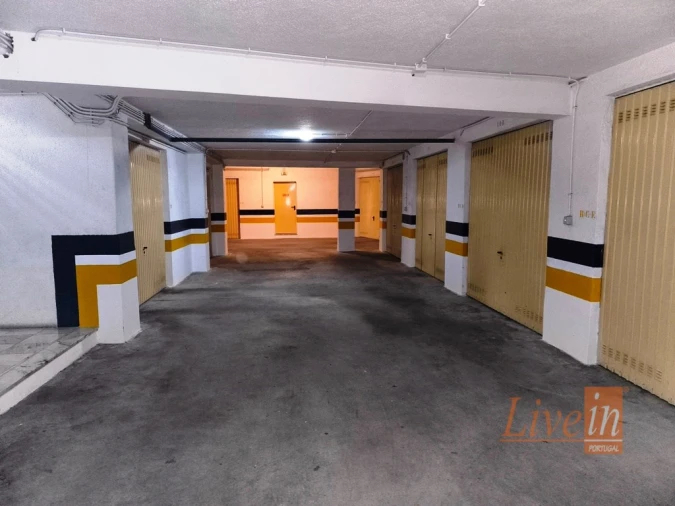 Apartamento T3 para Venda em Malveira e São Miguel de Alcainça Foto 23