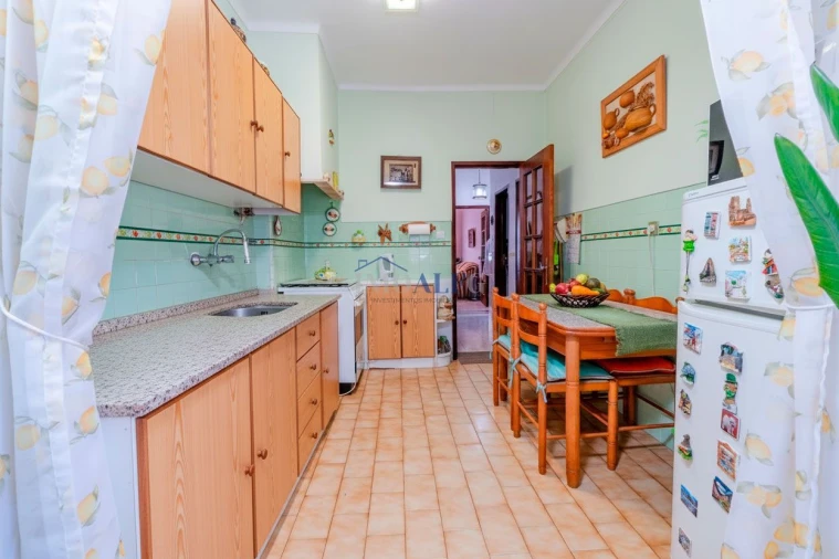 Apartamento T2 para Venda em Barreiro e Lavradio Foto 16