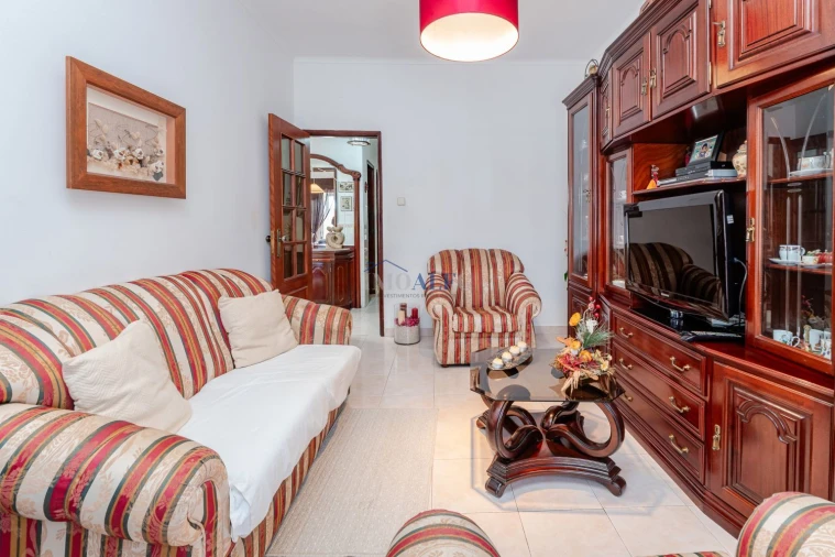 Apartamento T2 para Venda em Barreiro e Lavradio Foto 6