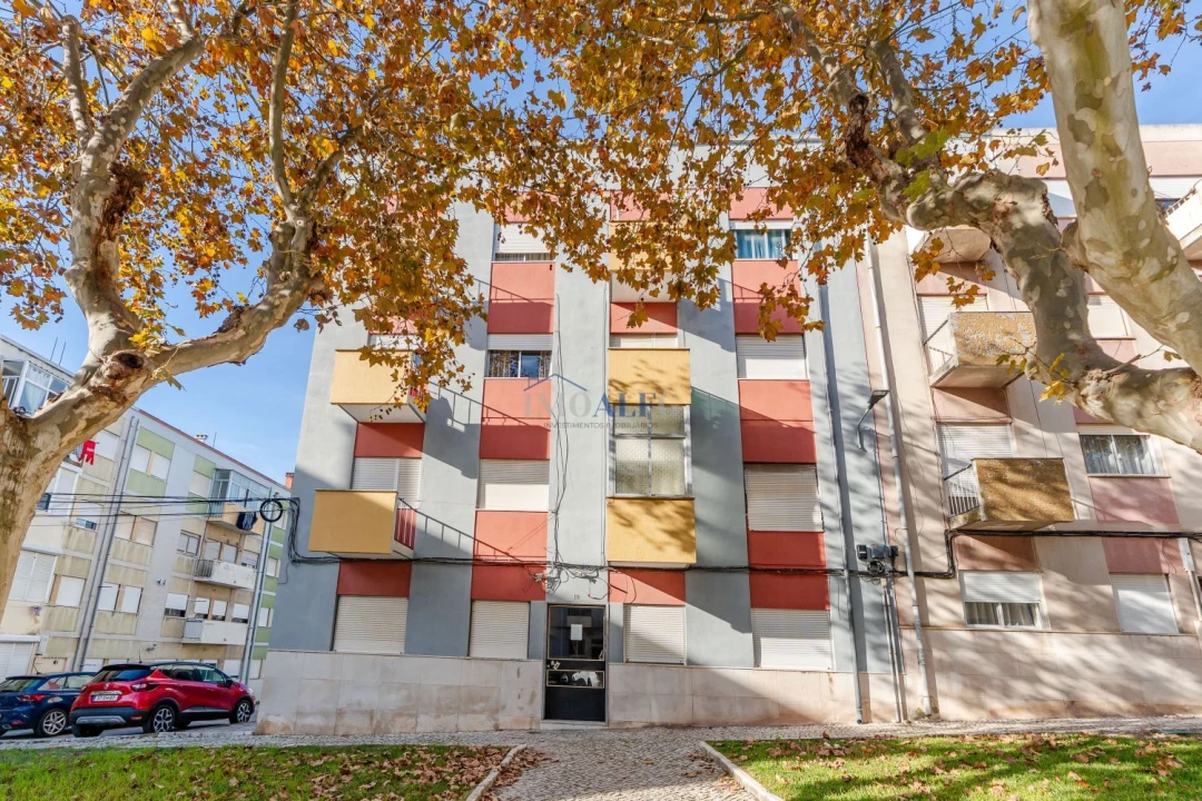 Apartamento T2 para Venda em Barreiro e Lavradio Foto 1