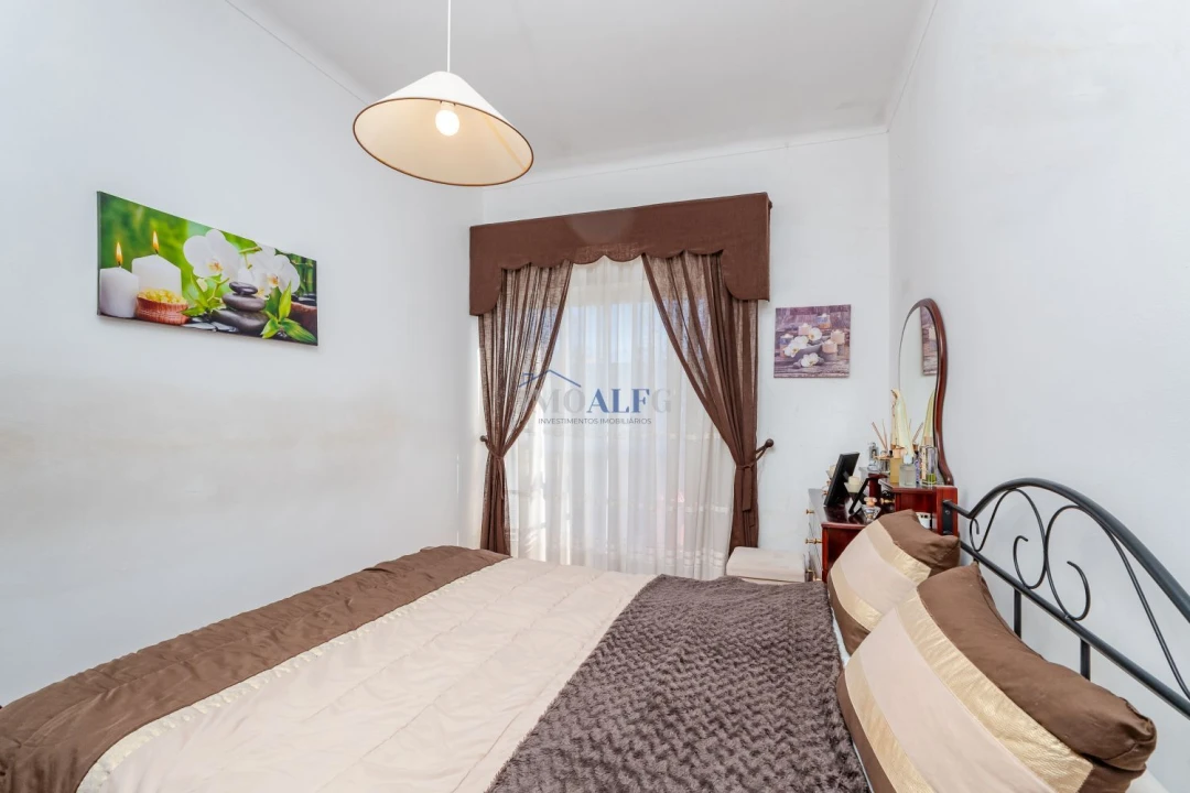 Apartamento T2 para Venda em Barreiro e Lavradio Foto 12