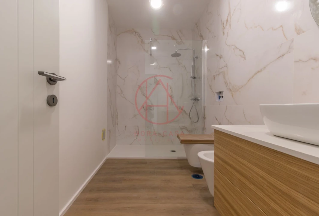 Apartamento T4 para Venda em Alto do Seixalinho, Santo André e Verderena Foto 26