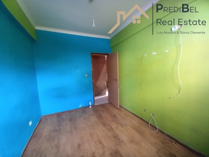 Apartamento T2 para Venda em Póvoa de Santo Adrião e Olival Basto Foto 8