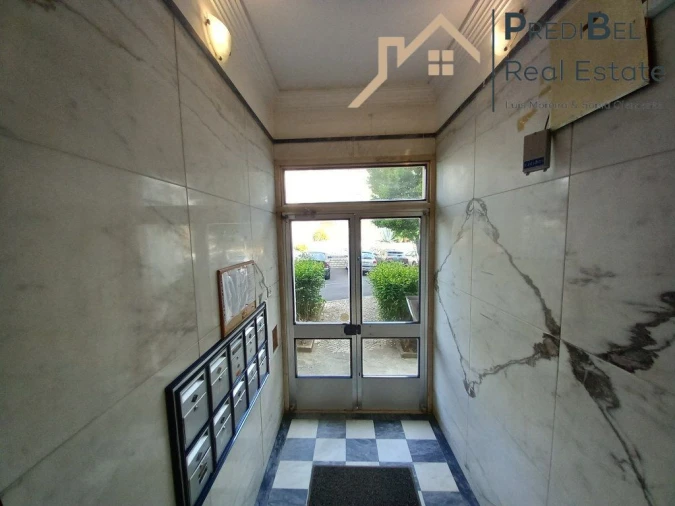 Apartamento T2 para Venda em Póvoa de Santo Adrião e Olival Basto Foto 20