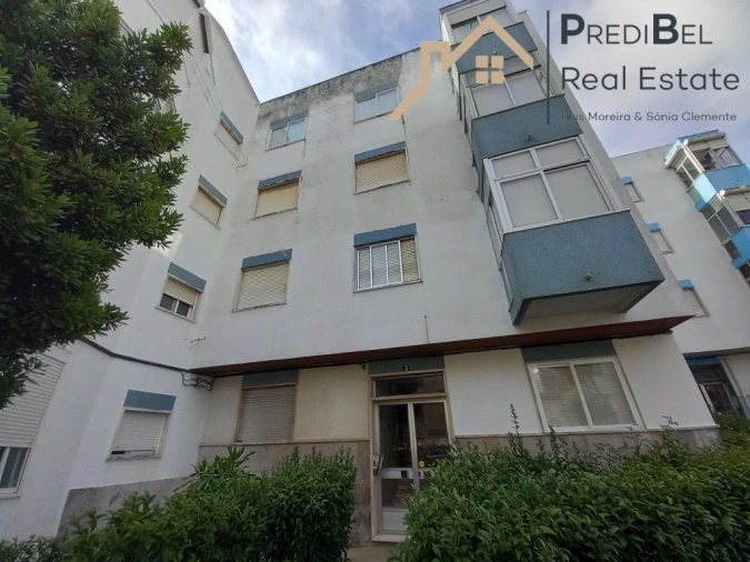 Apartamento T2 para Venda em Póvoa de Santo Adrião e Olival Basto Foto 22