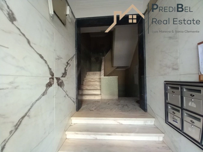 Apartamento T2 para Venda em Póvoa de Santo Adrião e Olival Basto Foto 15