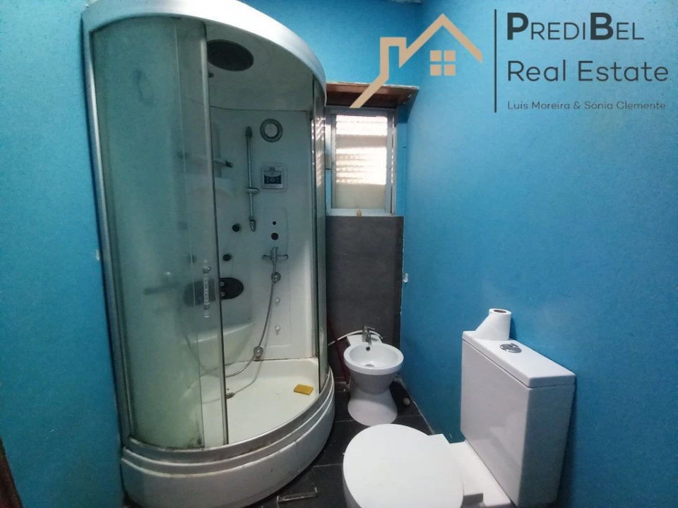 Apartamento T2 para Venda em Póvoa de Santo Adrião e Olival Basto Foto 10