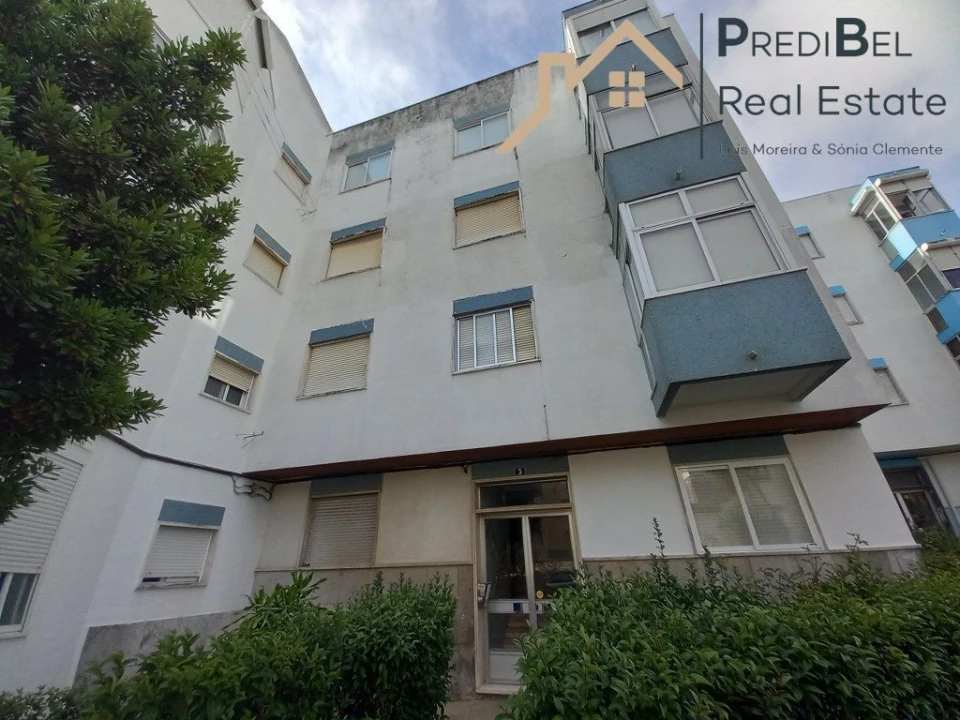 Apartamento T2 para Venda em Póvoa de Santo Adrião e Olival Basto Foto 22