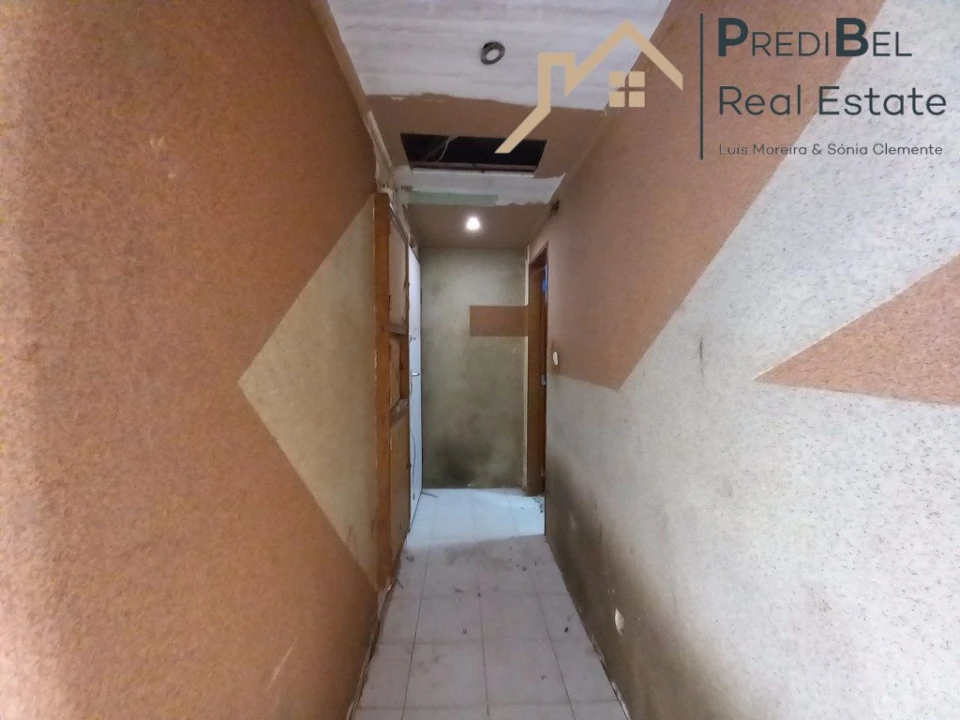 Apartamento T2 para Venda em Póvoa de Santo Adrião e Olival Basto Foto 19