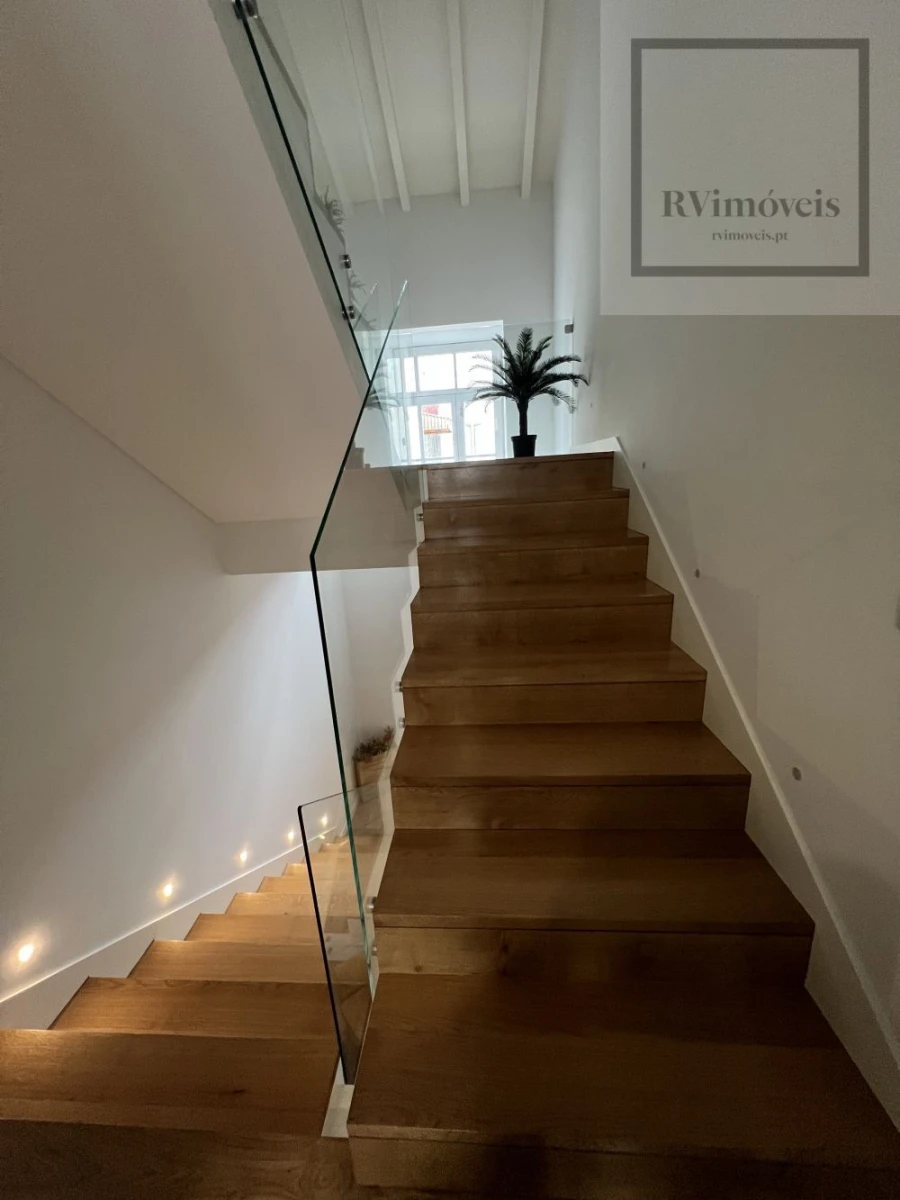 Moradia T4 para Venda em Santa Maria Maior e Monserrate e Meadela Foto 19