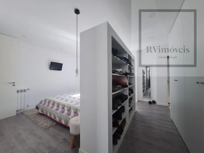 Moradia T4 para Venda em Santa Maria Maior e Monserrate e Meadela Foto 21