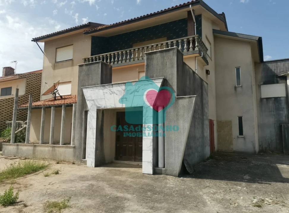 Moradia T4 para Venda em Albergaria-A-Velha e Valmaior Foto 1