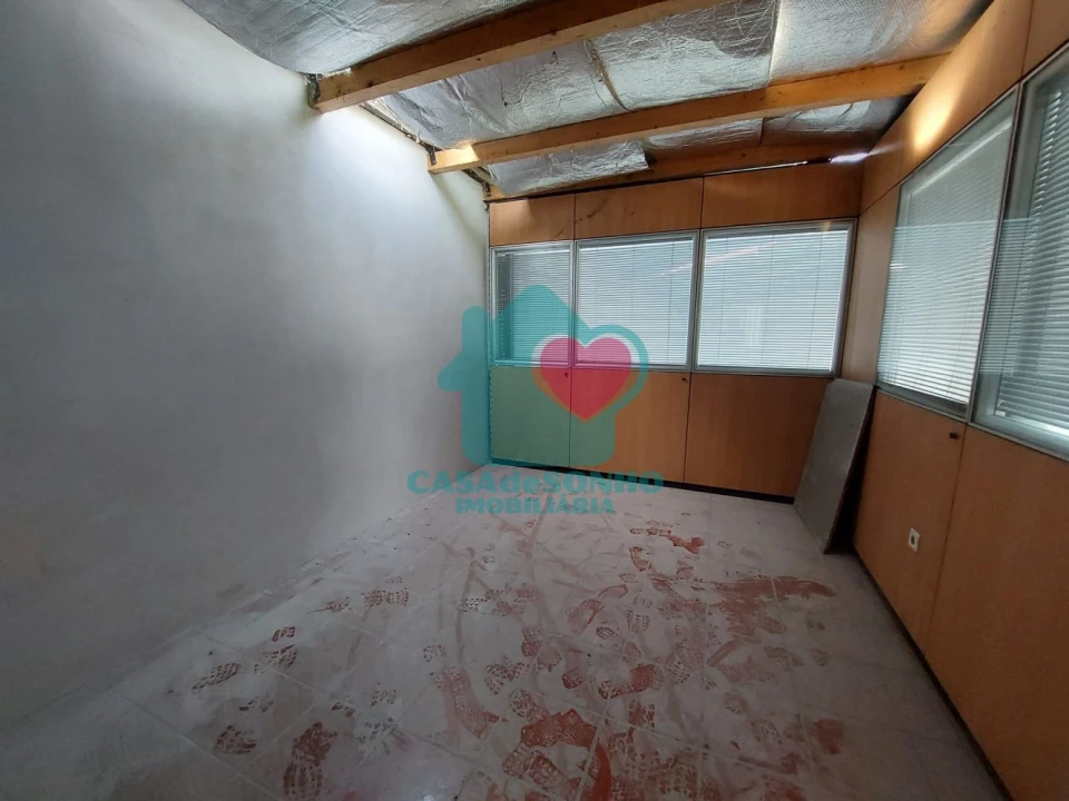 Loja para Arrendamento em Albergaria-A-Velha e Valmaior Foto 12