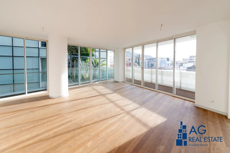 Apartamento T4 para Venda em Funchal (Se) Foto 2