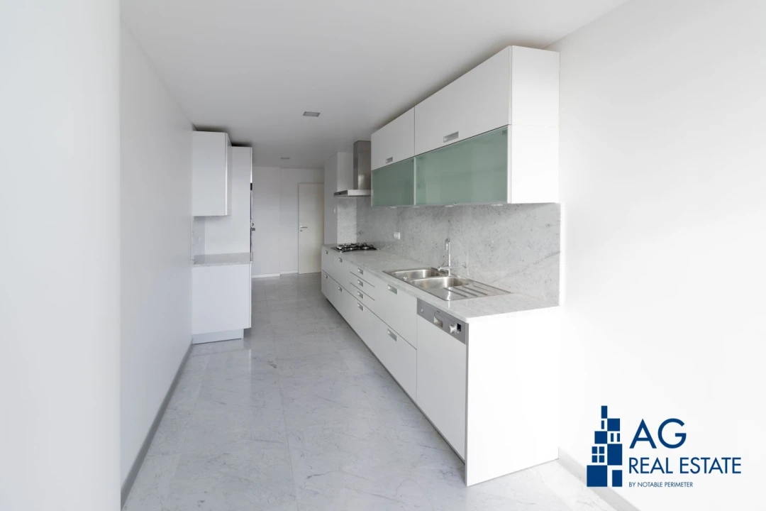 Apartamento T4 para Venda em Funchal (Se) Foto 4