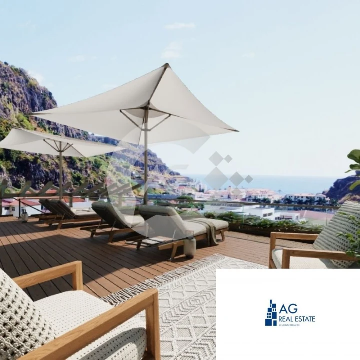 Apartamento T1 para Venda em Ribeira Brava Foto 2