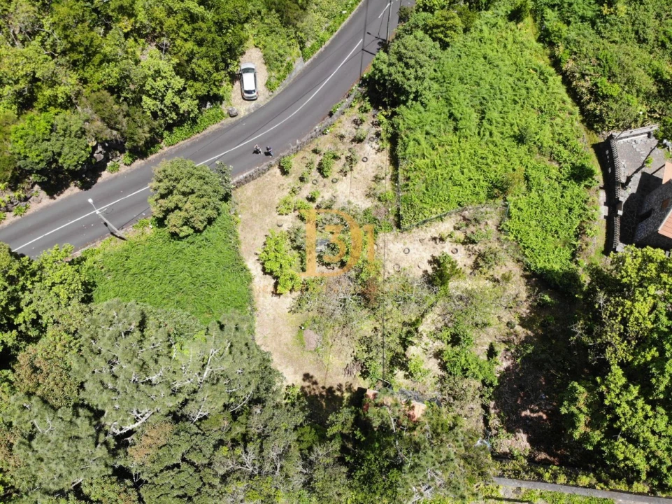 Terreno para Venda em Seixal Foto 2