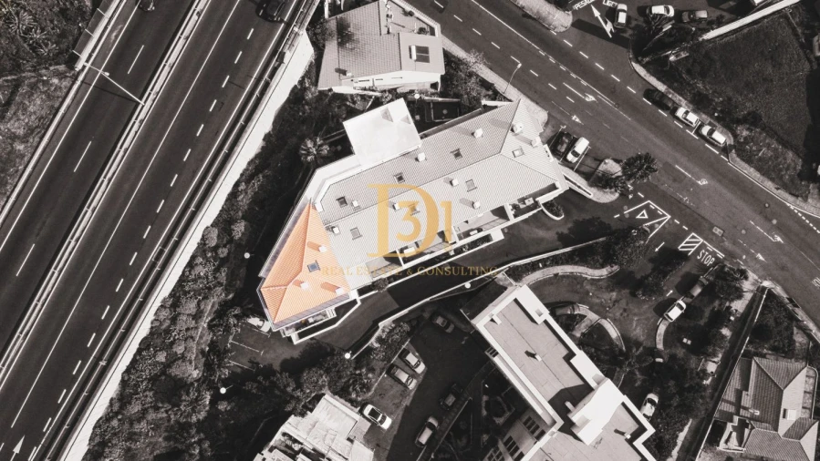 Apartamento T2 para Venda em Caniço Foto 9