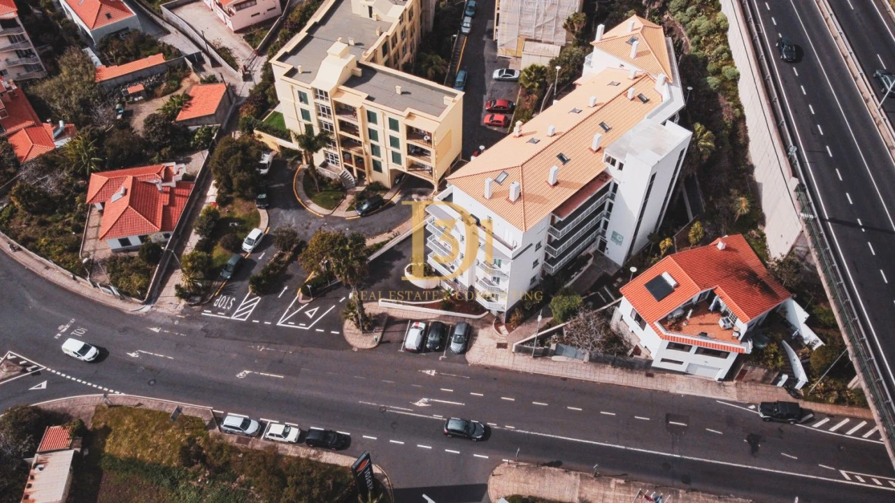 Apartamento T2 para Venda em Caniço Foto 6