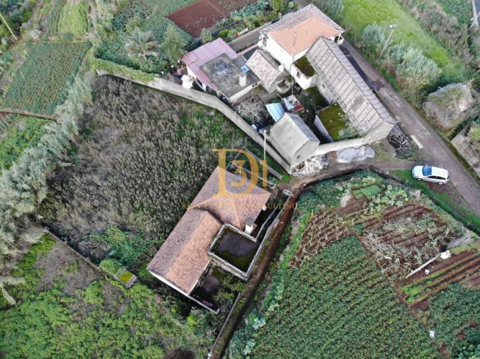 Moradia T3 para Venda em Porto Moniz Foto 18