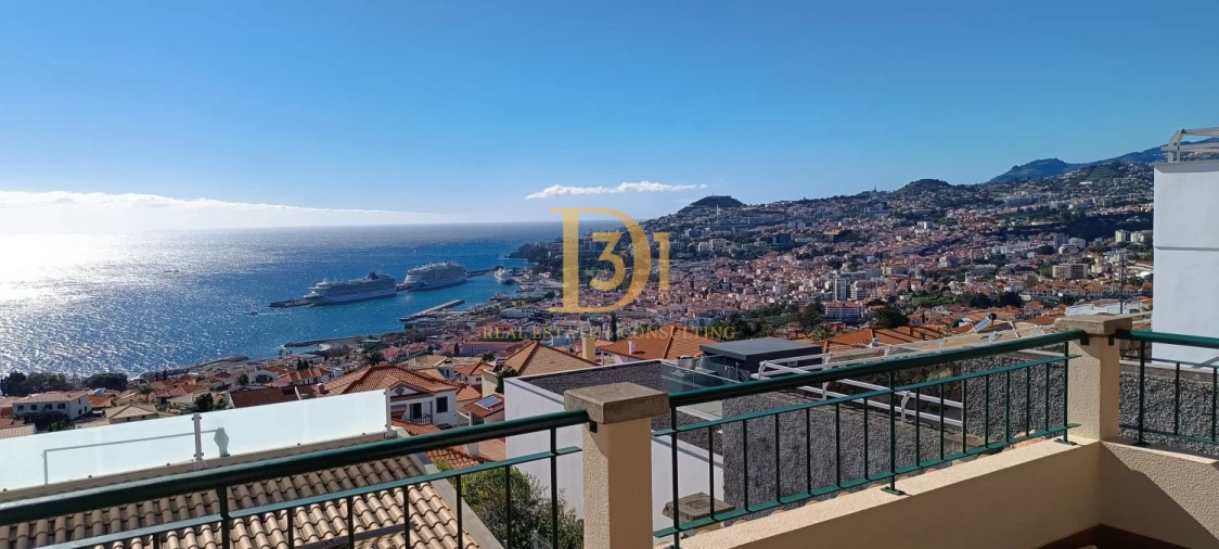 Moradia T4 para Venda em Funchal (Santa Maria Maior) Foto 8