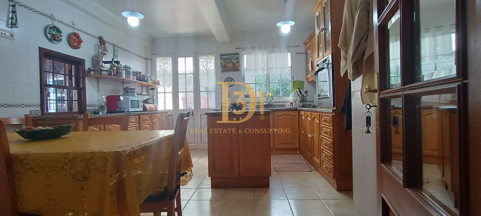 Moradia T4 para Venda em Funchal (Santa Maria Maior) Foto 14