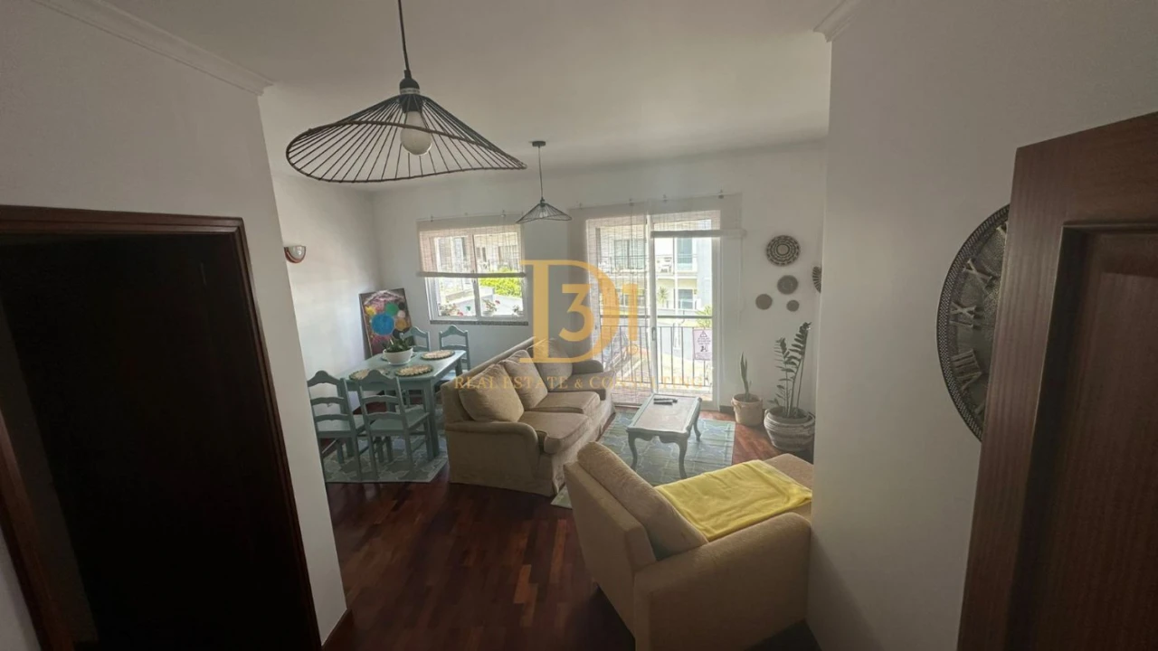 Apartamento T2 para Venda em Caniço Foto 32