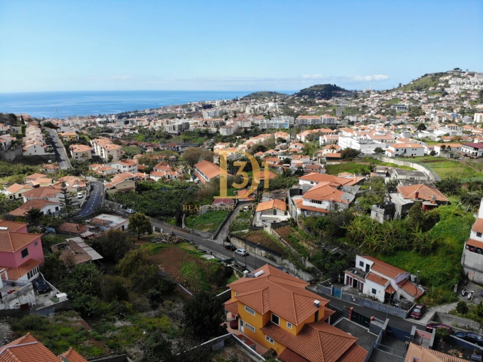 Moradia T3 para Venda em São Roque Foto 13