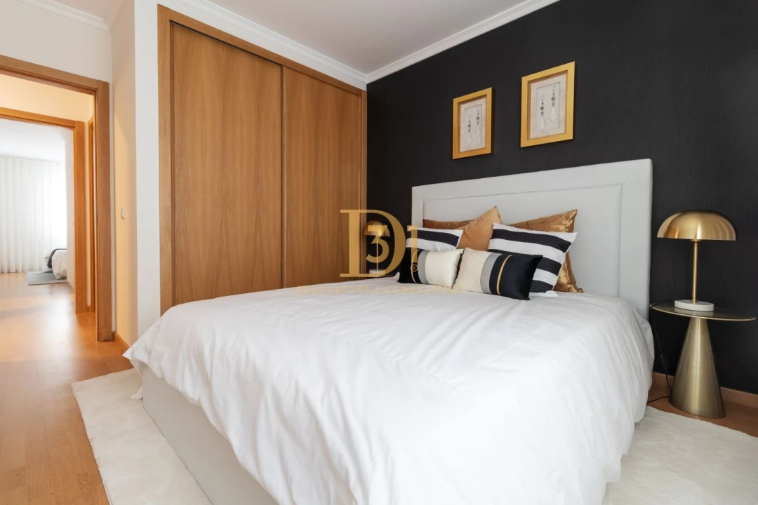 Apartamento T2 para Venda em Caniço Foto 23