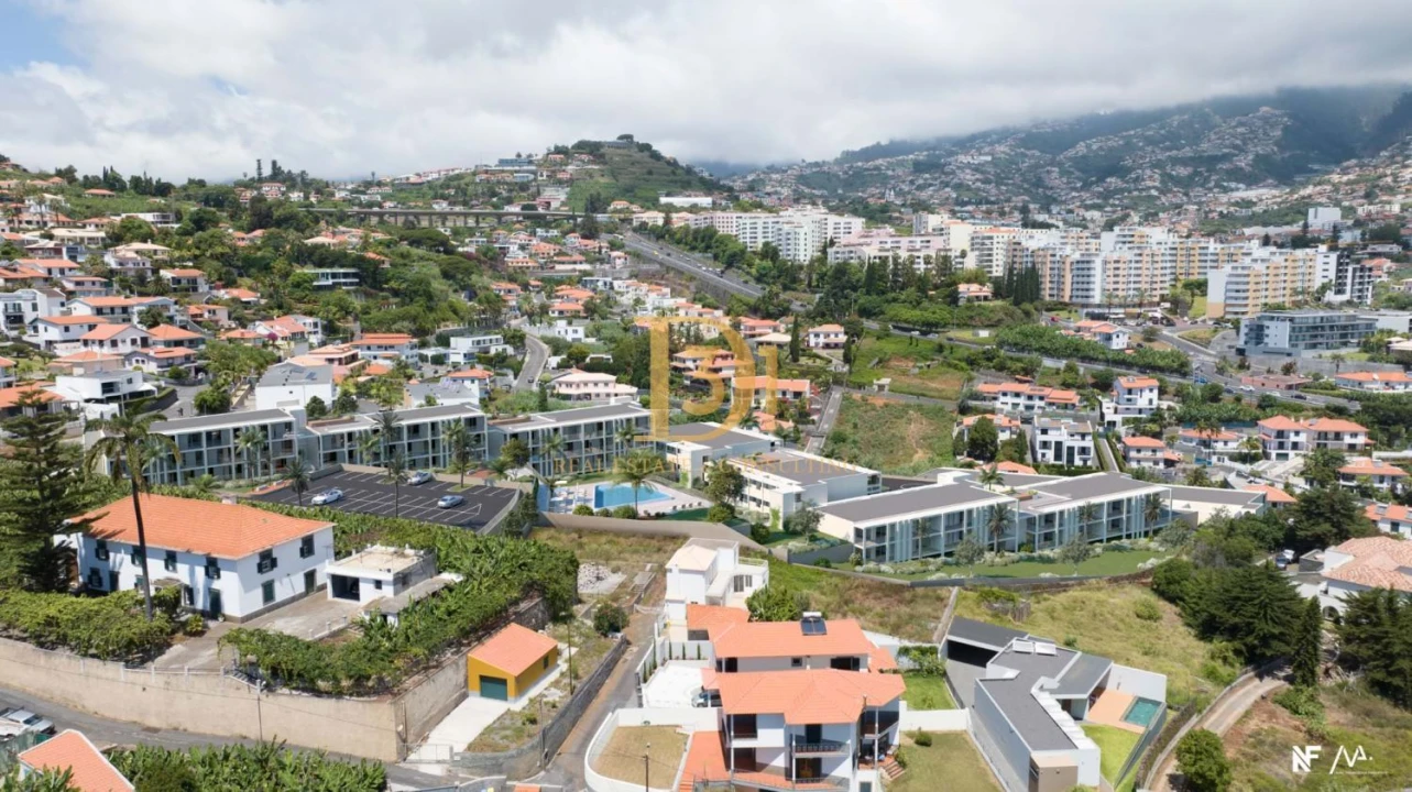Apartamento T1 para Venda em São Martinho Foto 9
