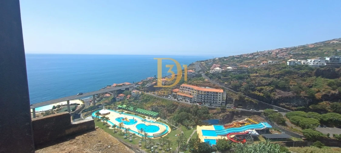 Moradia T3 para Venda em Santa Cruz Foto 33