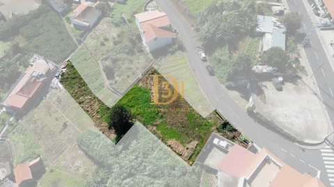 Terreno para Venda em Canhas