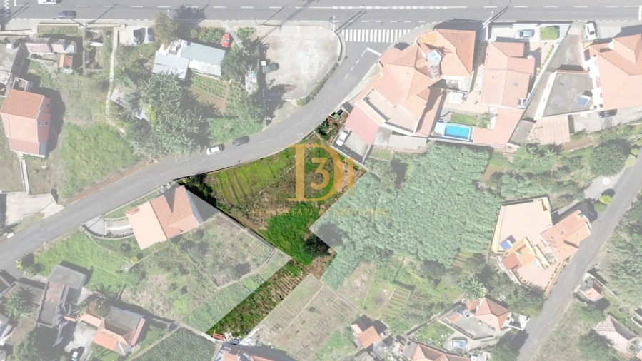 Terreno para Venda em Canhas Foto 1