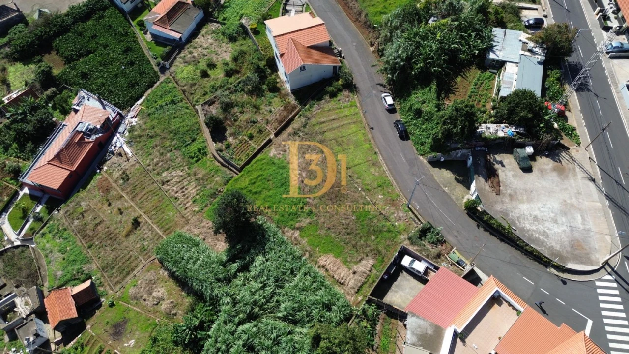 Terreno para Venda em Canhas Foto 14