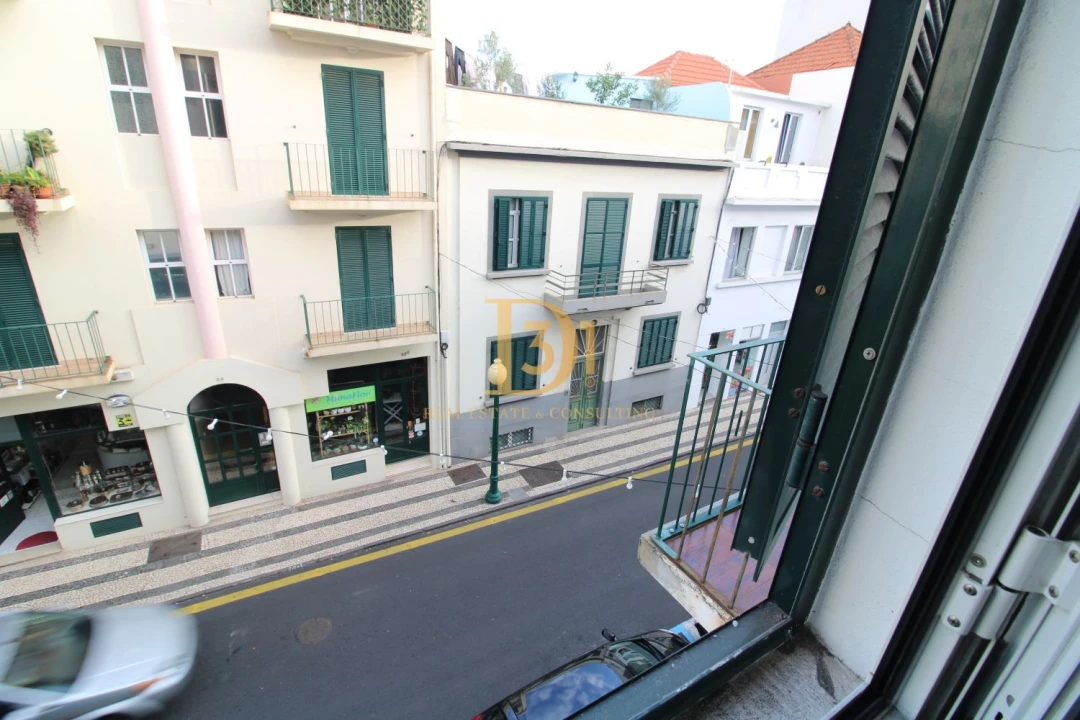 Loja para Venda em Funchal (São Pedro) Foto 13