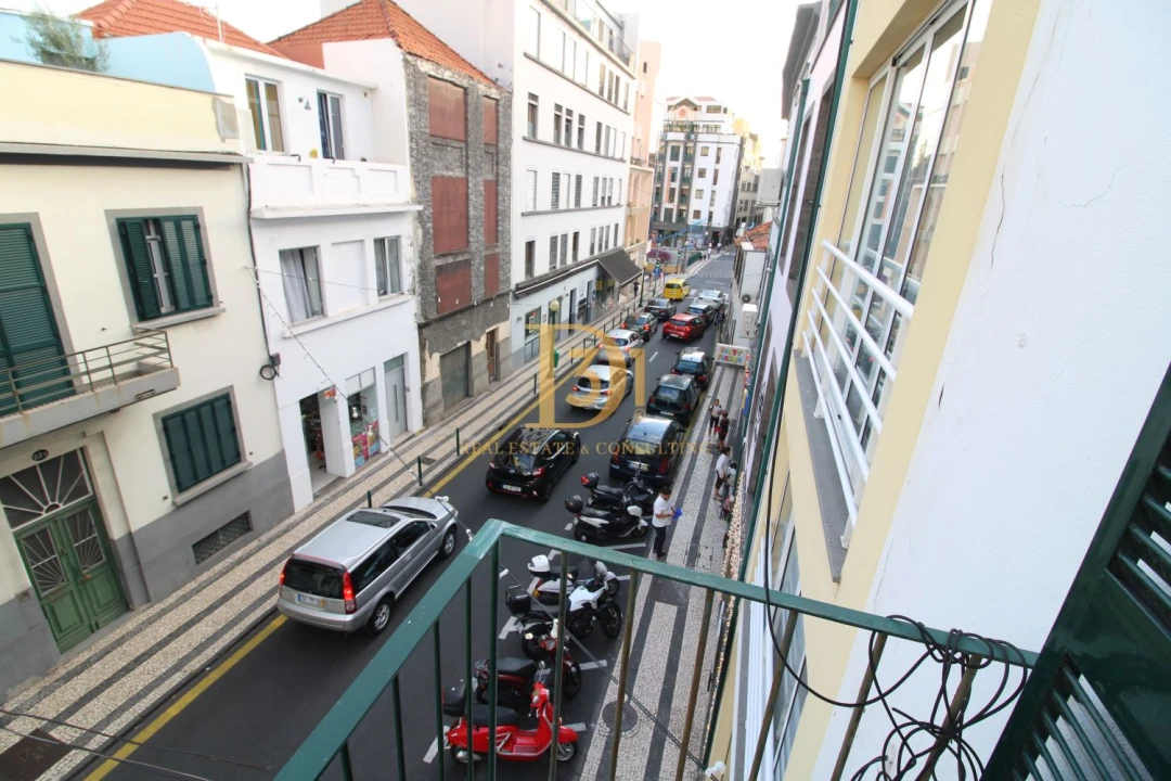 Loja para Venda em Funchal (São Pedro) Foto 11