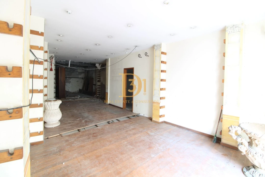 Loja para Venda em Funchal (São Pedro) Foto 9