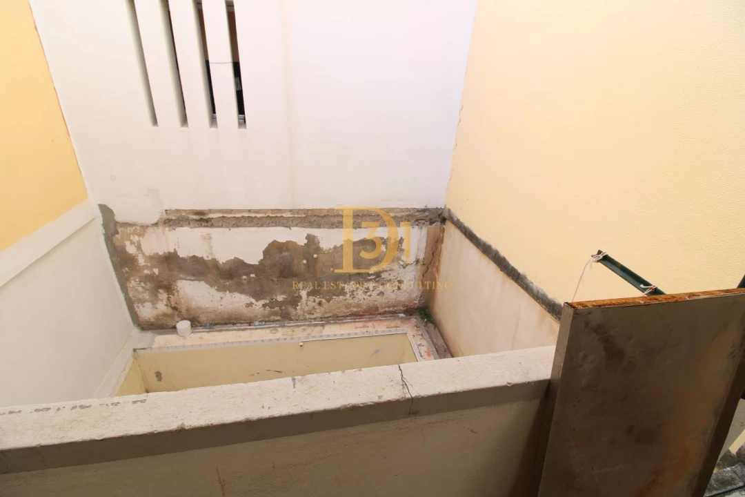 Loja para Venda em Funchal (São Pedro) Foto 18