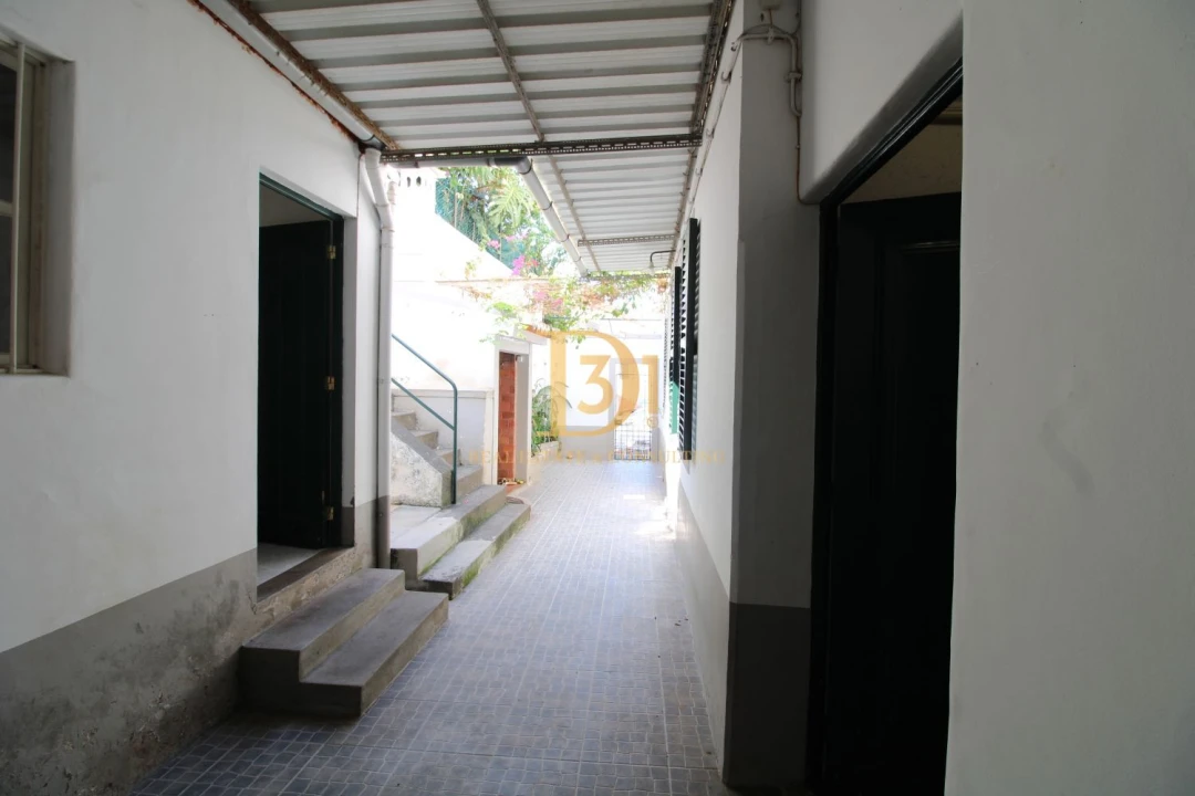 Moradia T4 para Venda em Funchal (Santa Maria Maior) Foto 20