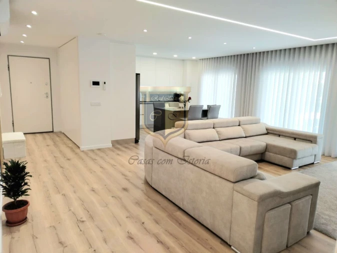 Apartamento T3 para Venda em Lourinhã e Atalaia Foto 2