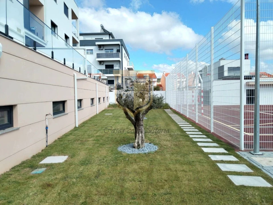 Apartamento T3 para Venda em Lourinhã e Atalaia Foto 24