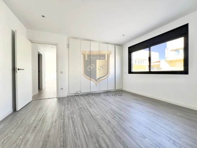 Moradia T4 para Venda em A dos Cunhados e Maceira Foto 18