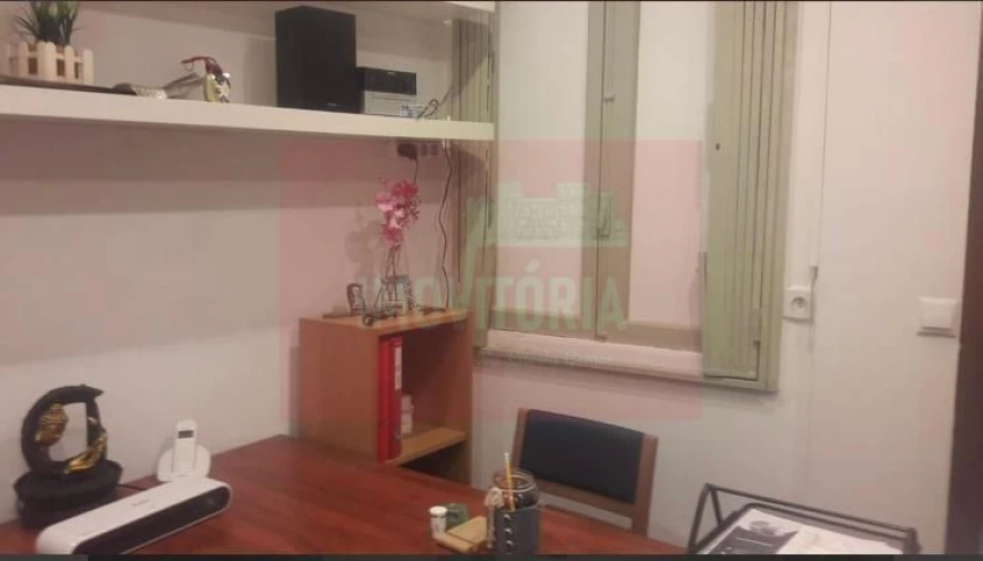 Loja para Venda em Arroios Foto 4