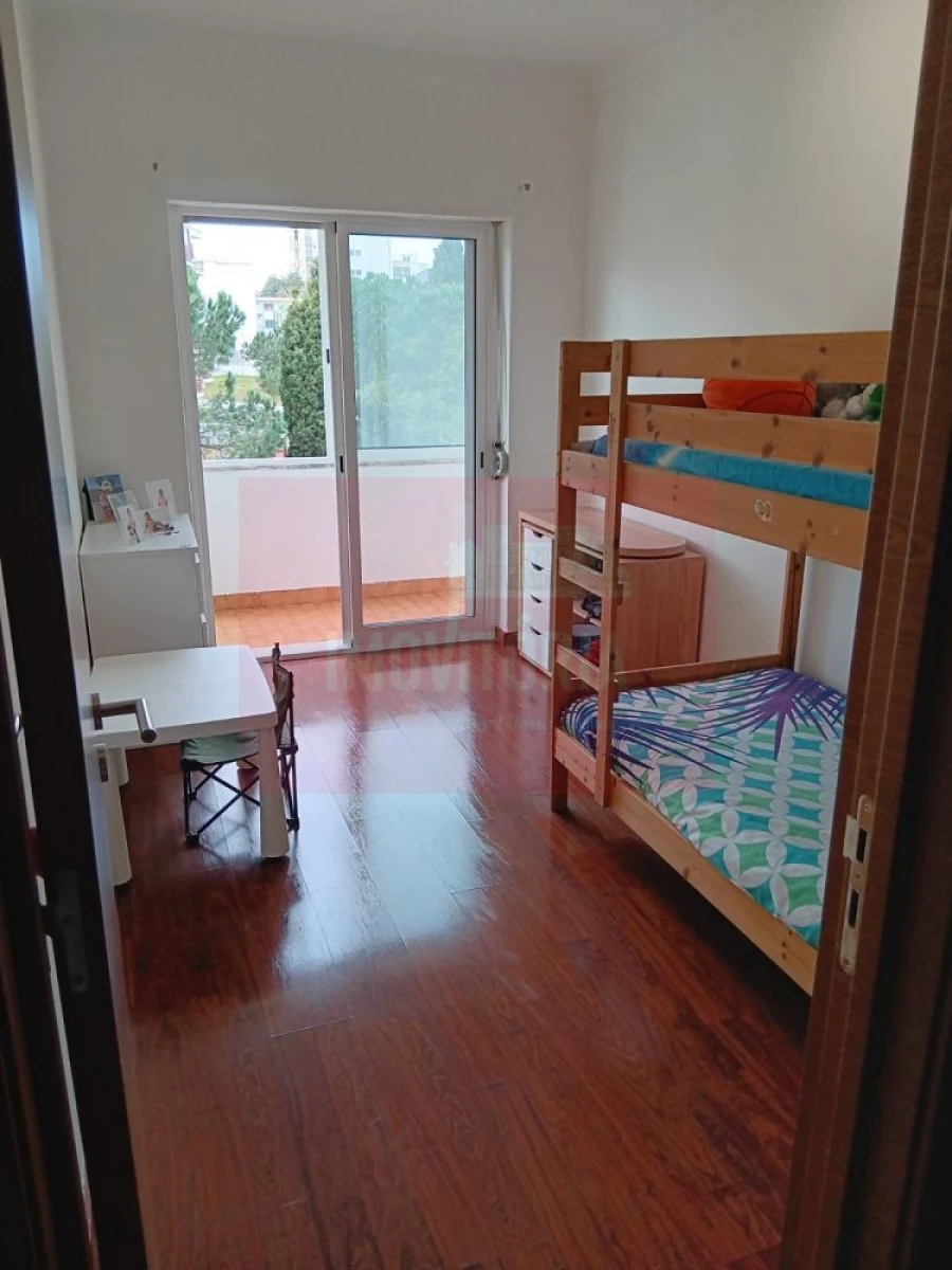 Loja para Venda em Laranjeiro e Feijó Foto 16