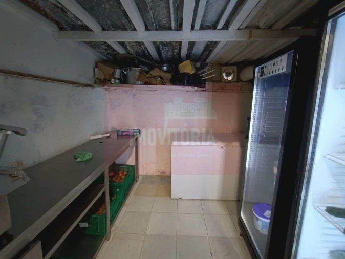 Loja para Trespasse em Costa da Caparica Foto 23