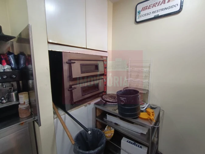 Loja para Trespasse em Algés, Linda-A-Velha e Cruz Quebrada-Dafundo Foto 11